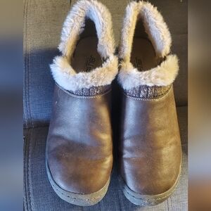 Brown Leather Fur-Lined Clogs Jbu Sz 9 Jade